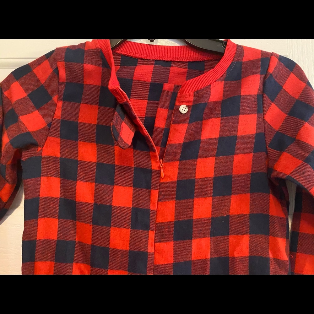 Set of 4 Matching family pajamas